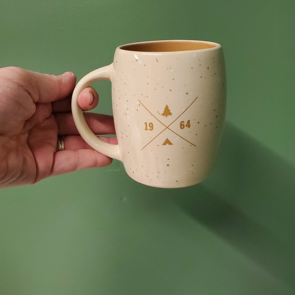 Mug - Tim Hortons 2016 Limited Edition Bear